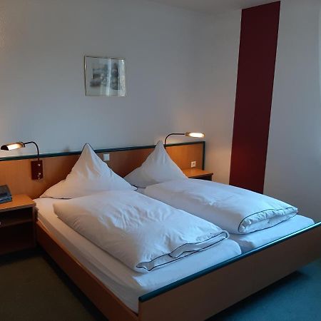 Hotel & Restaurant Eichholz คาสเซล ภายนอก รูปภาพ