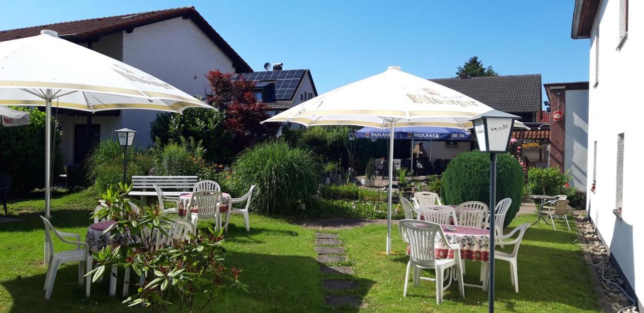 Hotel & Restaurant Eichholz คาสเซล ภายนอก รูปภาพ